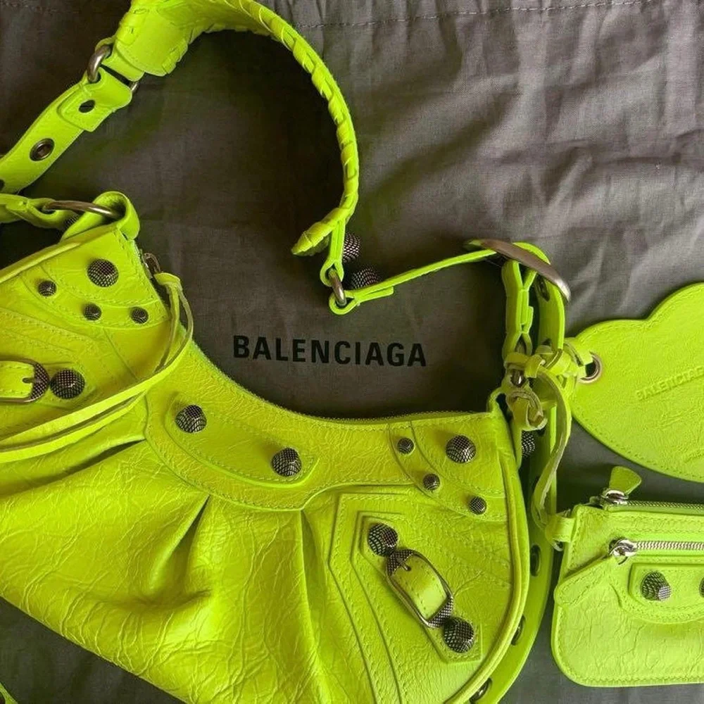 Balenciaga Neon Green Women's Bag - Picture 1 of 3